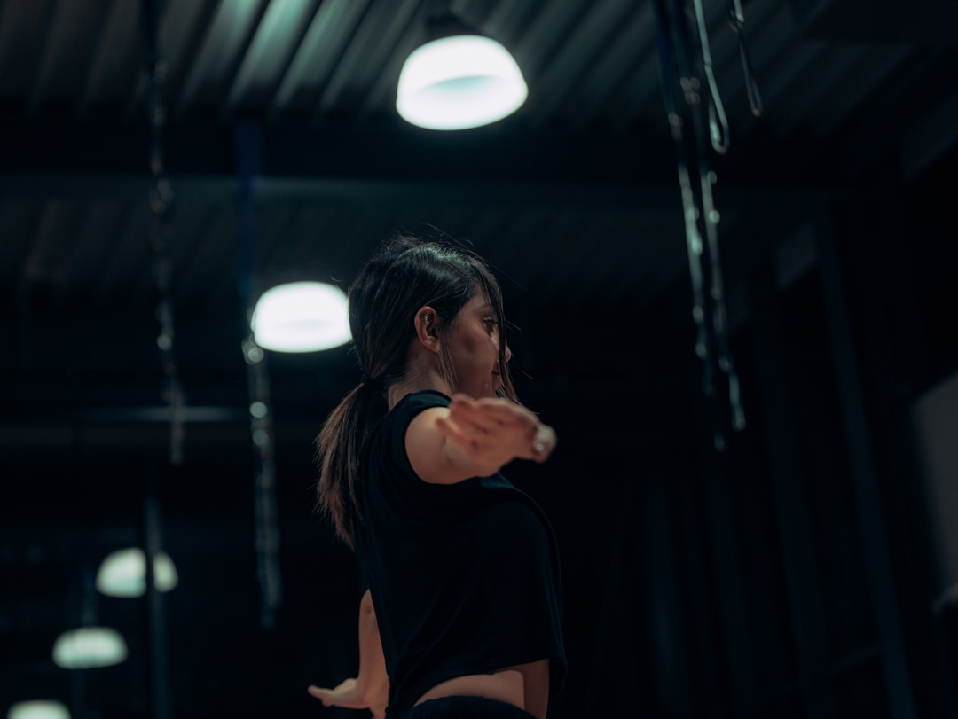 Aerial Yoga Teacher Training (30h)